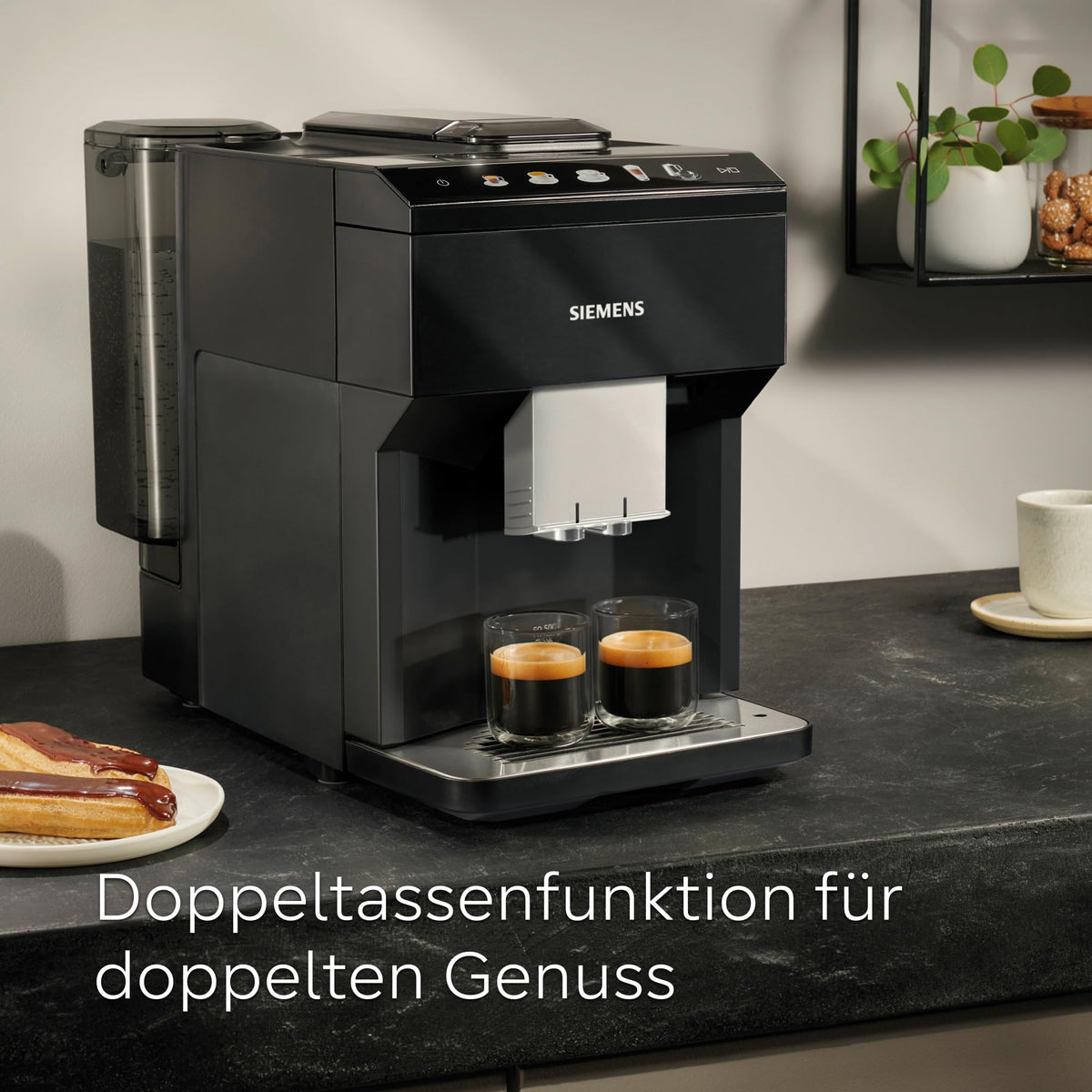 Kaffeevollautomat EQ500 classic mit farbigem TFT-Display und Doppeltassenfunktion, für 5 Kaffee- und Milchgetränke, inkl. Milchschlauch und BRITA