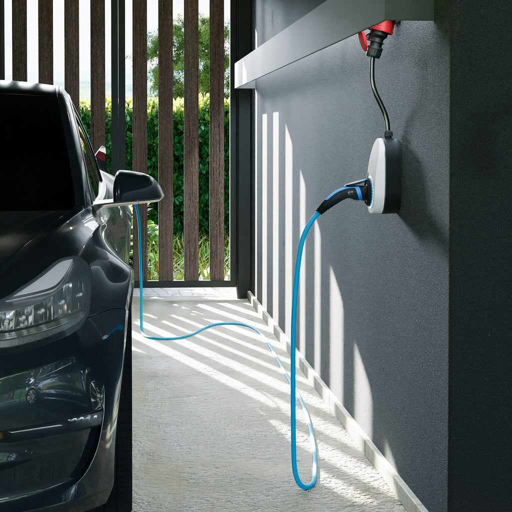 Ladestation Gemini flex 11 kW 400 V CEE 16 A Typ 2 Dose WLAN RFID App FI-Schutzmodul Strahlwasserschutz