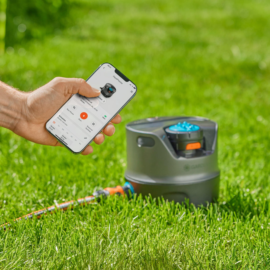 Bewässerungssystem AquaPrecise für Rasenflächen bis 320 m² solarbetrieben mit Bluetooth Konturregnerkopf FlowBalance Ventil Montageplatte