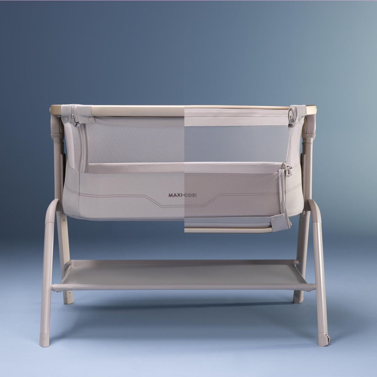 Baby Beistellbett Iora² von 0-6 Monaten mit CloudCore-Matratze, 5 Höhenstufen und Easy Slide, klappbar mit Rollen und Tragetasche, Elegance Graphite