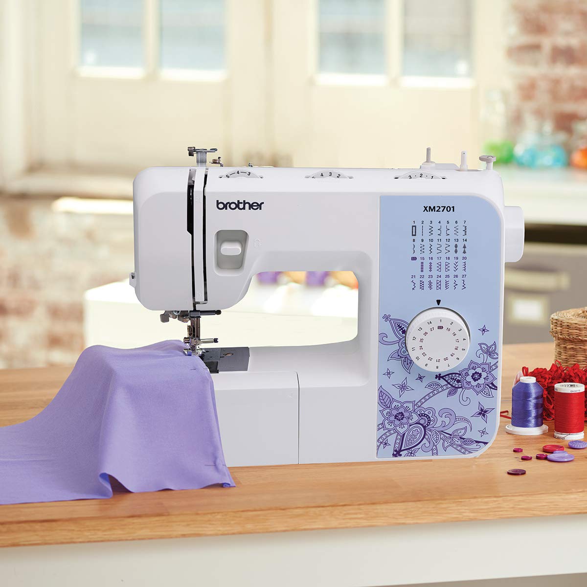 Nähmaschine mit 27 Nähprogrammen, Freiarm und automatischem Einfädler, inkl. Zubehör