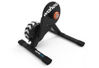 Indoor Fahrradtrainer KICKR CORE 2 mit ZWIFT COG und Click, orange Zahnrad 3. Generation, 1800 W