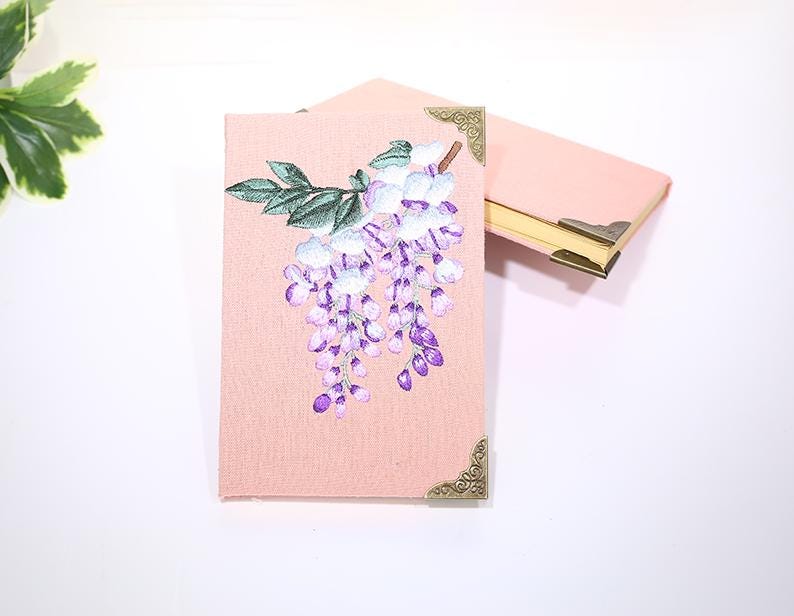 Besticktes Blumen Leinen Notizbuch A5, 180 Seiten, liniert oder blanko