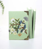 Besticktes Leinen Notizbuch A5 - 180 Seiten, Blumenmuster