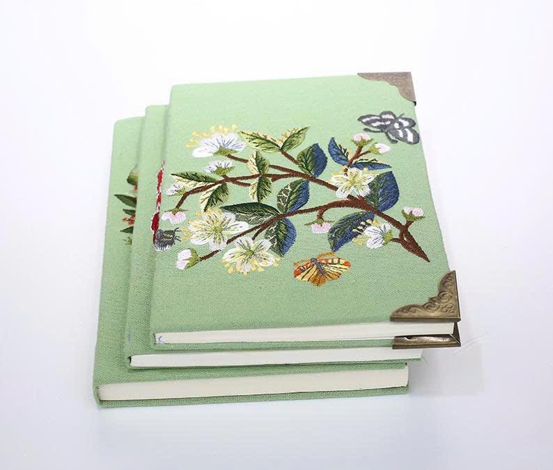 Besticktes Leinen Notizbuch A5 - 180 Seiten, Blumenmuster