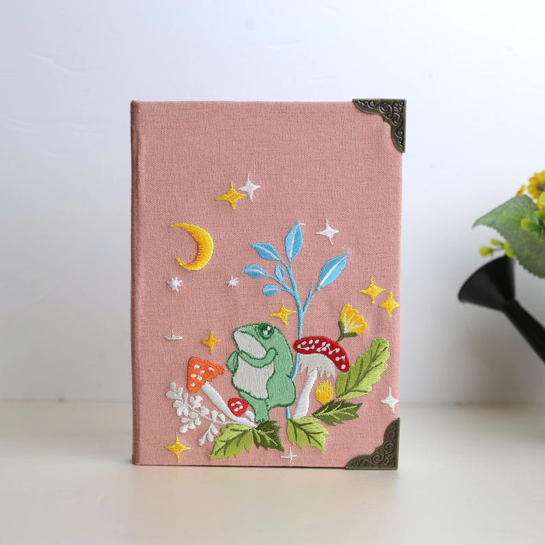 Stickdatei Frosch und Pilz Leinen-Notizbuch A5 Gästebuch handgemacht