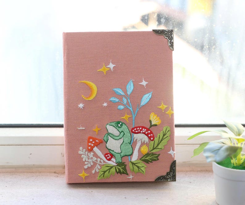 Stickdatei Frosch und Pilz Leinen-Notizbuch A5 Gästebuch handgemacht