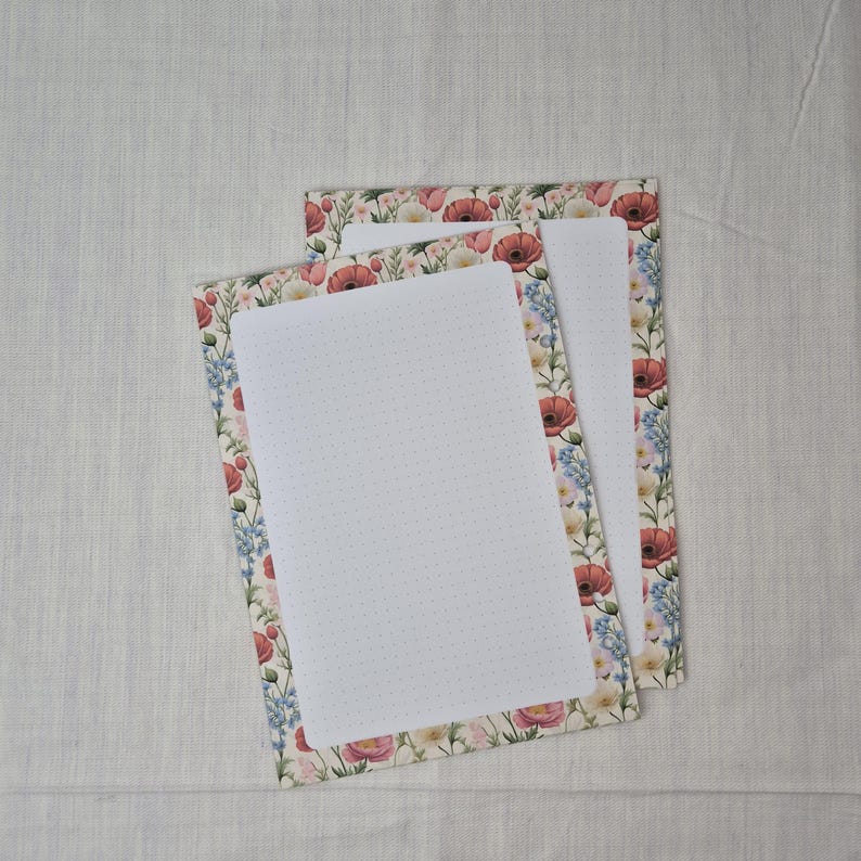 Einlegeblätter A5 Mohnblumen – Dot Grid Notizblätter, 90g/m², gepunktet, perforiert, Ringbuch, Discbuch, 15/30/60 Blatt