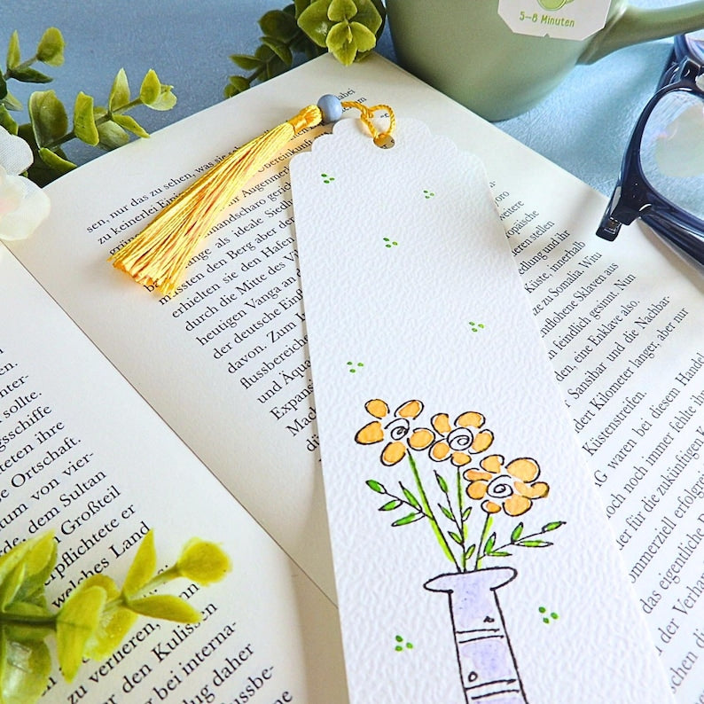 Aquarell Lesezeichen mit Blumenstrauß, handgestempelt und koloriert, 19 cm x 5,5 cm, mit Quaste, limitierte Auflage