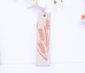 Handgesticktes Leinen Lesezeichen 15x5 cm, Blumen- oder Tiermotive, handgefertigt