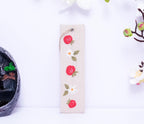 Handgesticktes Leinen Lesezeichen 15x5 cm | Blumen- & Tiermotive