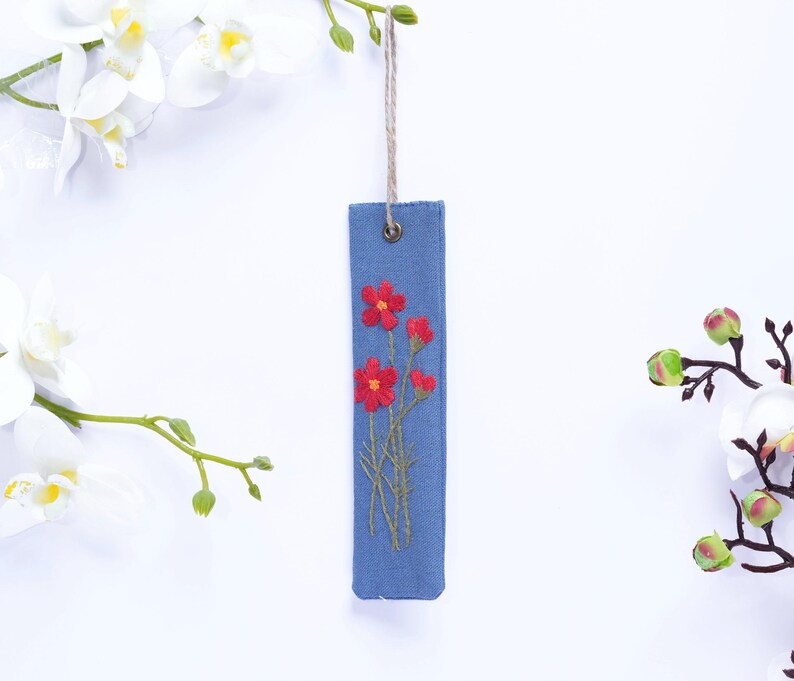Handbesticktes Leinen Lesezeichen 15x5 cm, Stickerei Blumen oder Tiere, Buch Accessoire